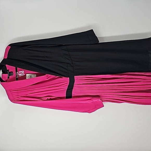 AS Color Blocked Dress Raspberry Pink & Black w Pleated Detail - Picture 12 of 12